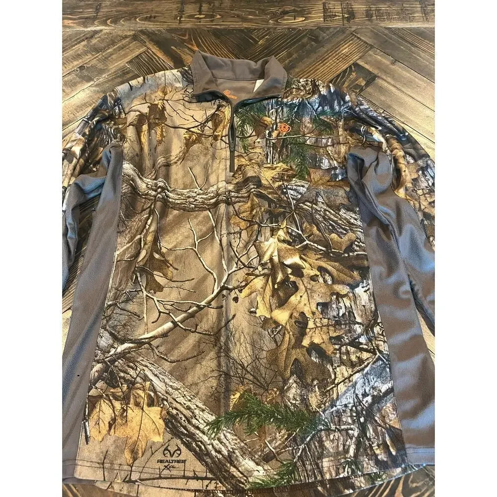 Realtree Camouflage Men's Sweater with Gray Accents